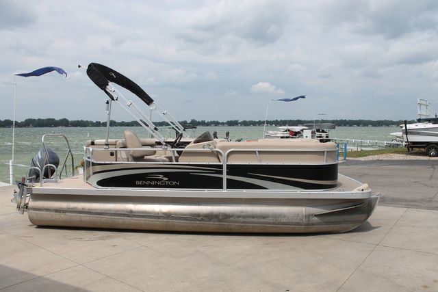2011 Bennington 20 SLI