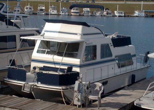 1992 Holiday Mansion Houseboat