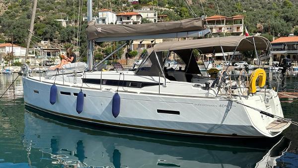 2011 Jeanneau Sun Odyssey 409