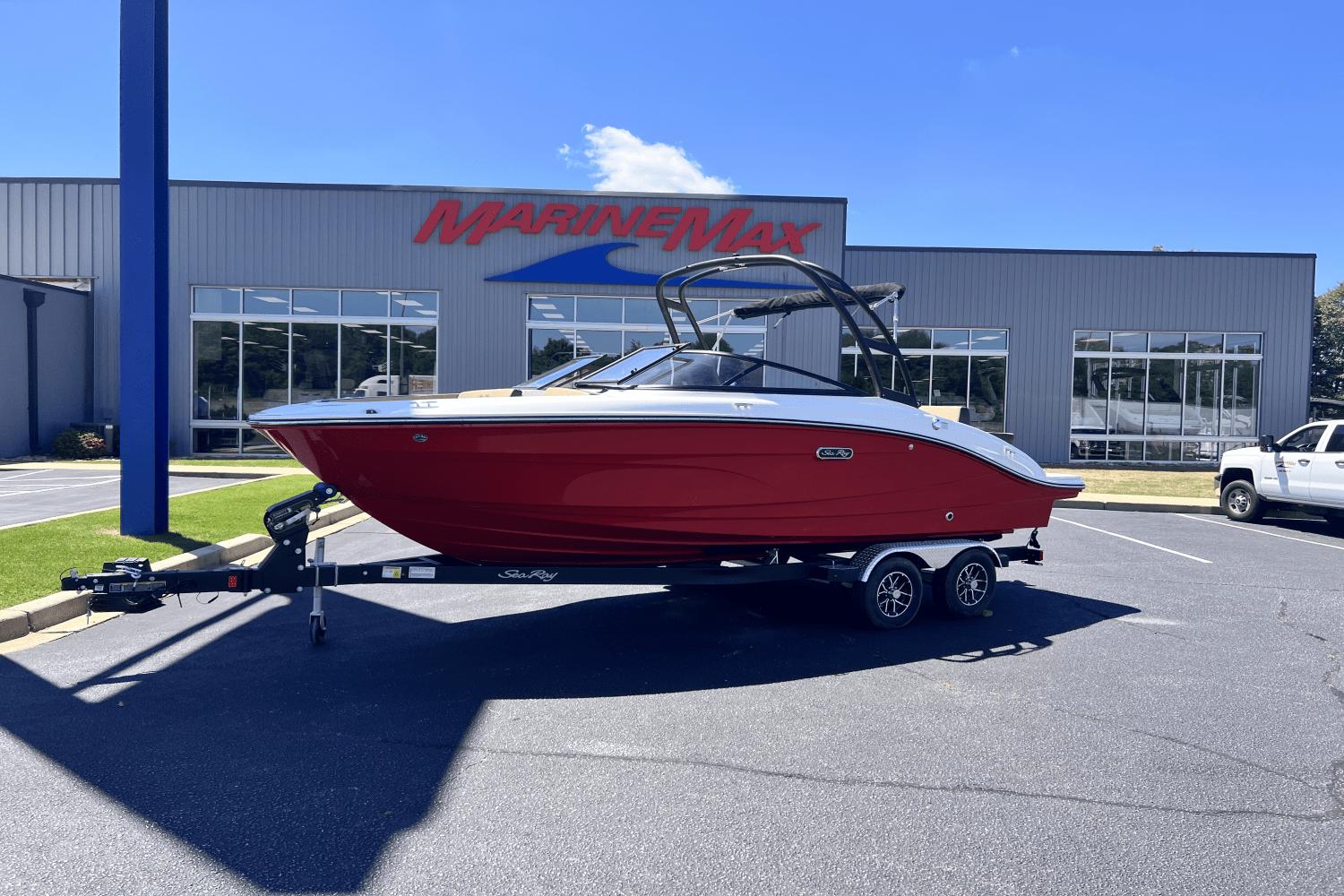 Sea Ray SPX 210