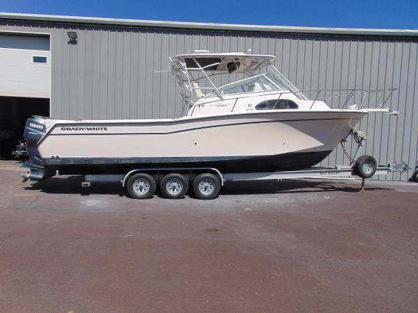 2002 Grady-White 30 Marlin WA