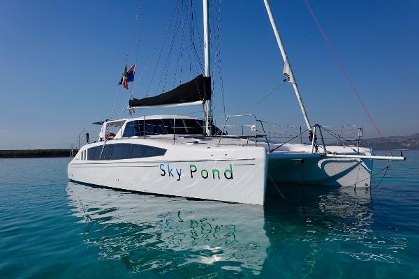 2016 Seawind 1160 Deluxe