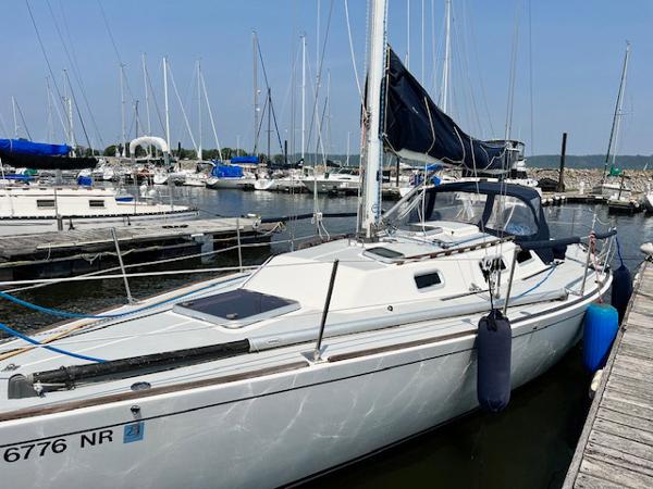 1989 J Boats J/35