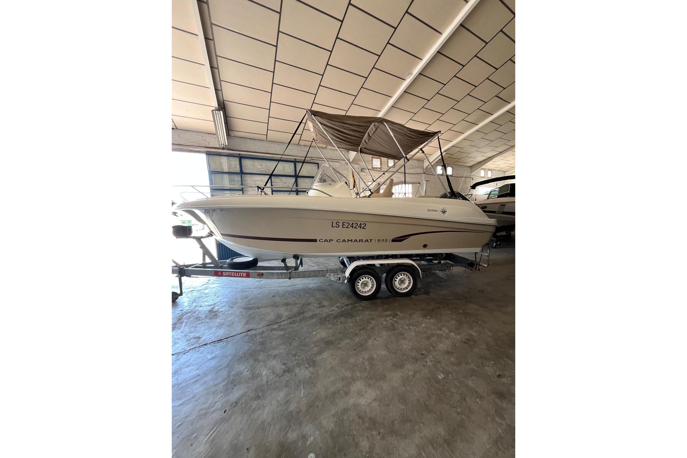 2010 Jeanneau Cap Camarat 635