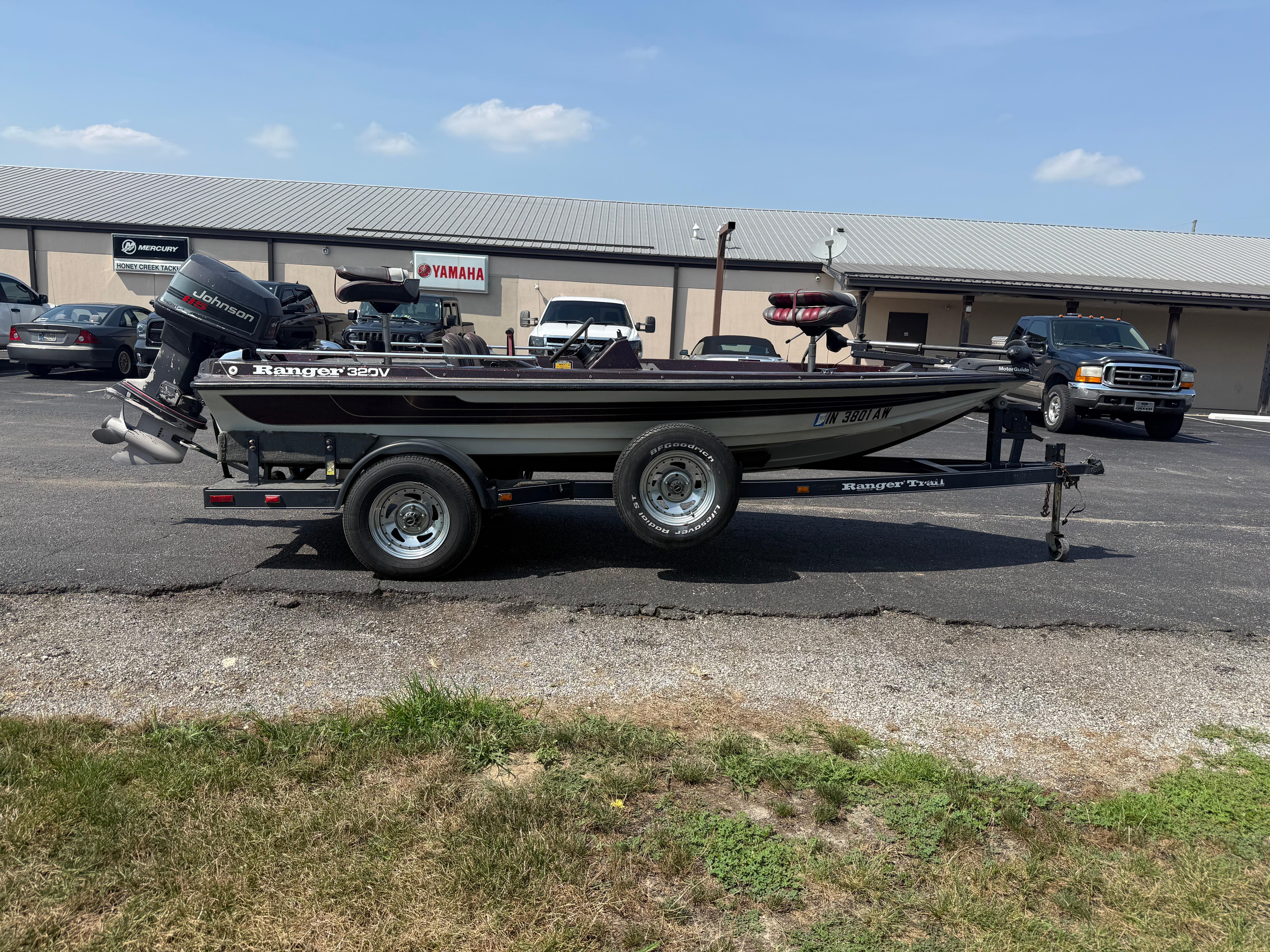 1992 Ranger 320v