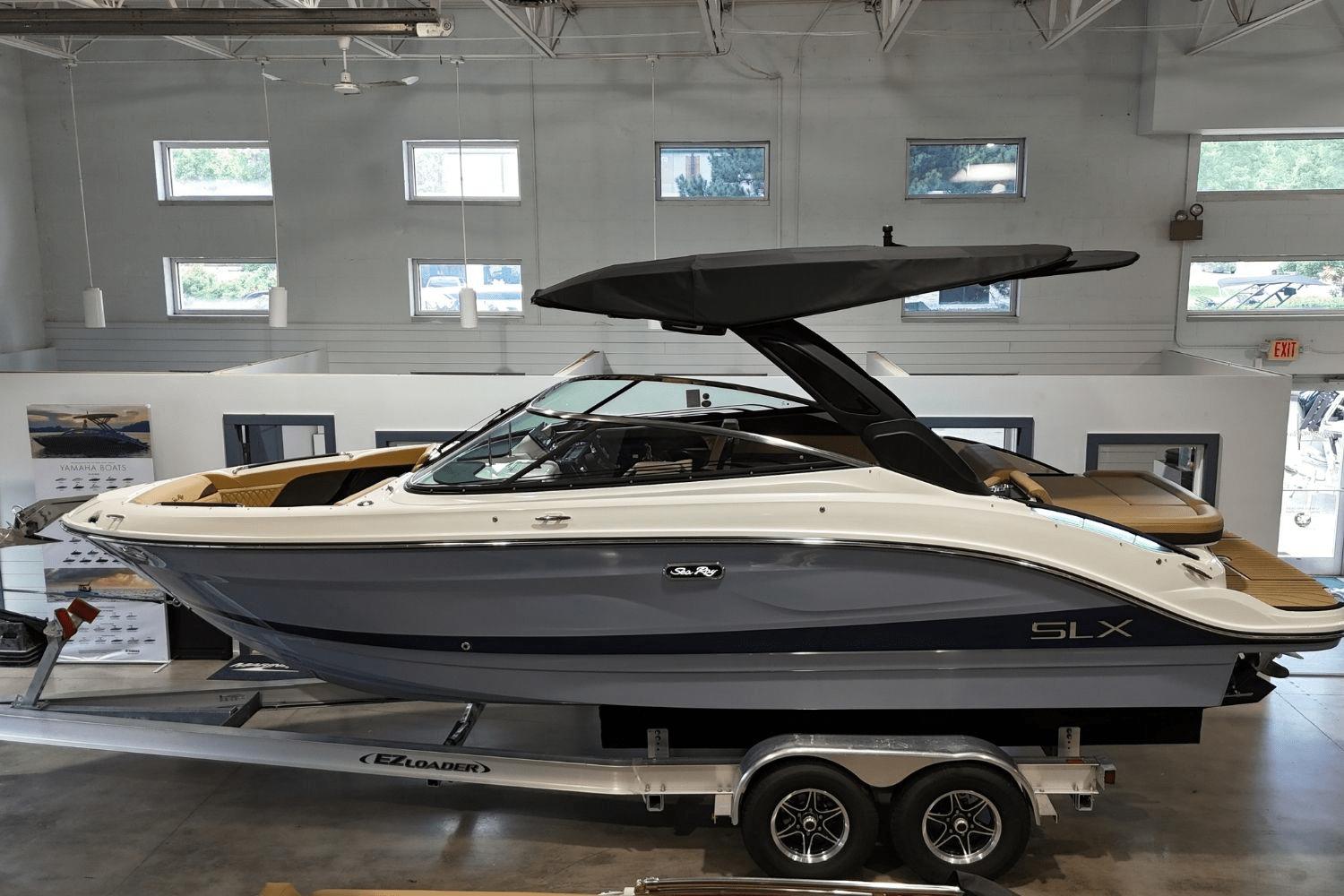 2026 Sea Ray SLX 260