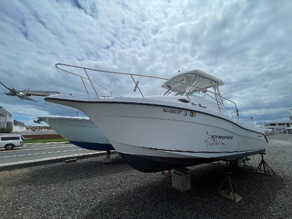 2003 Seaswirl Striper 2601 Walkaround O/B