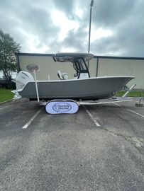 2026 Sportsman Open 232 Center Console