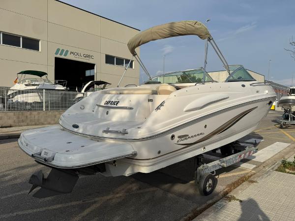 2004 Chaparral 235 SSi