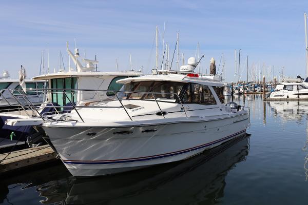 2018 Cutwater C-302 Coupe