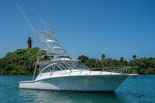 2020 Cabo 41 Express