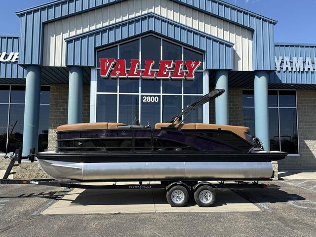 2025 Bennington 22 MFB Tri-Toon Pontoon