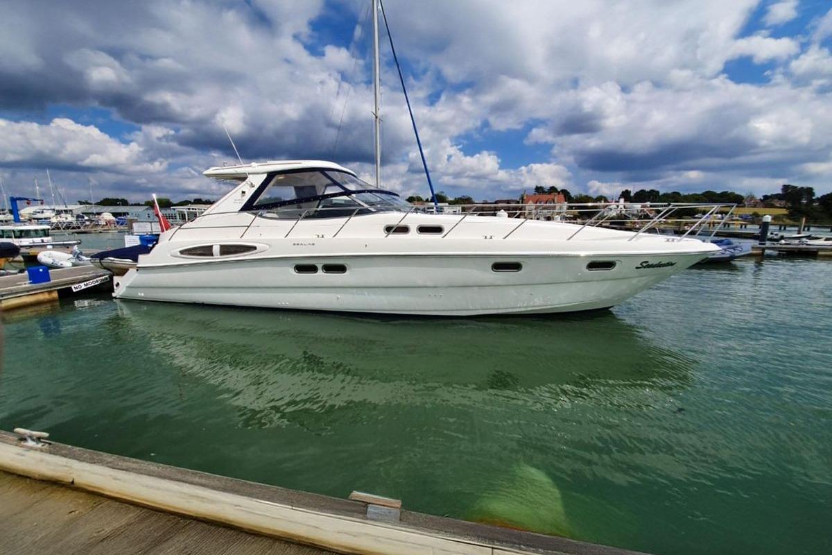 2001 Sealine S48