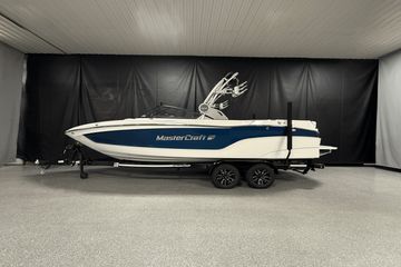 2026 MasterCraft XT23