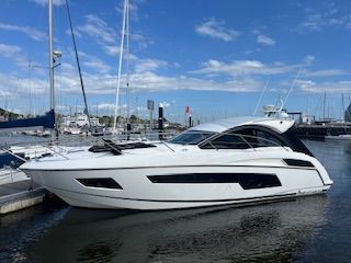 2015 Sunseeker Portofino 40