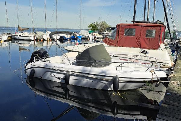 2011 Ranieri Shadow 22