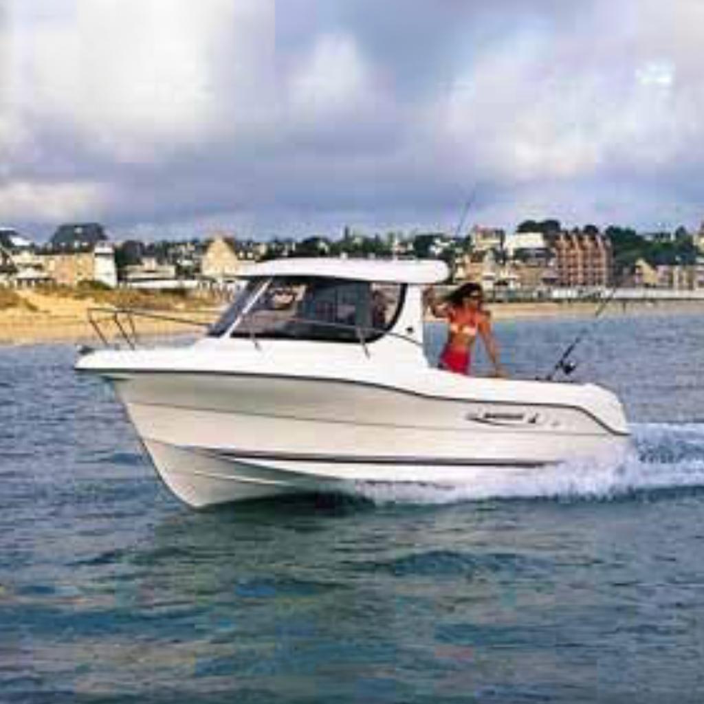 Quicksilver 640 Pilothouse Manufacturer Provided Image