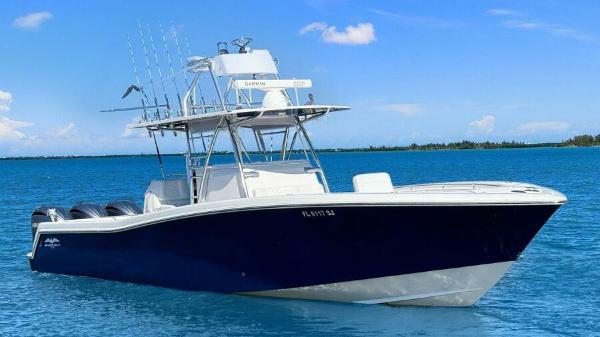 2015 Invincible 39 Center Console