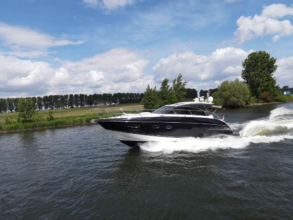 2016 Princess V48