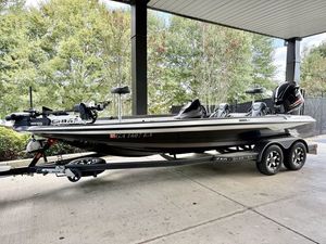 Skeeter ZXR21
