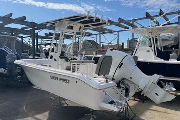 2023 Sea Pro 199 Deep V Center Console