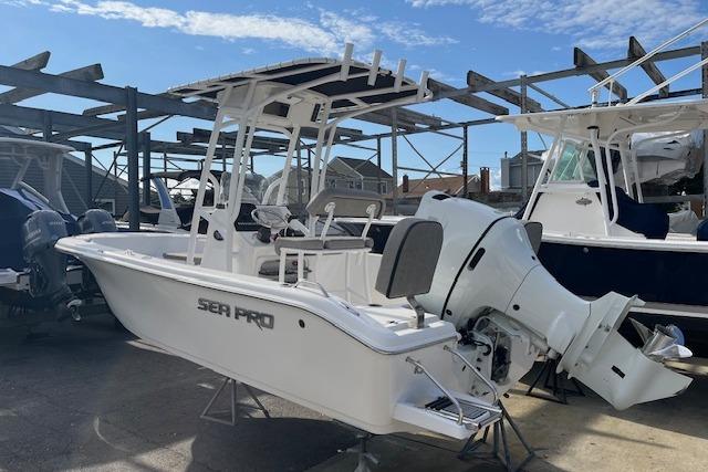 2023 Sea Pro 199 Deep V Center Console