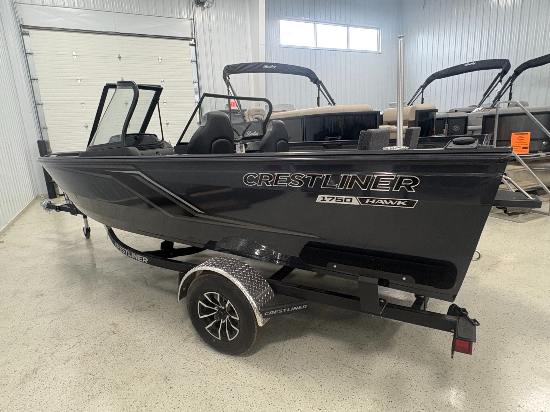 2025 Crestliner 1750 HAWK WT