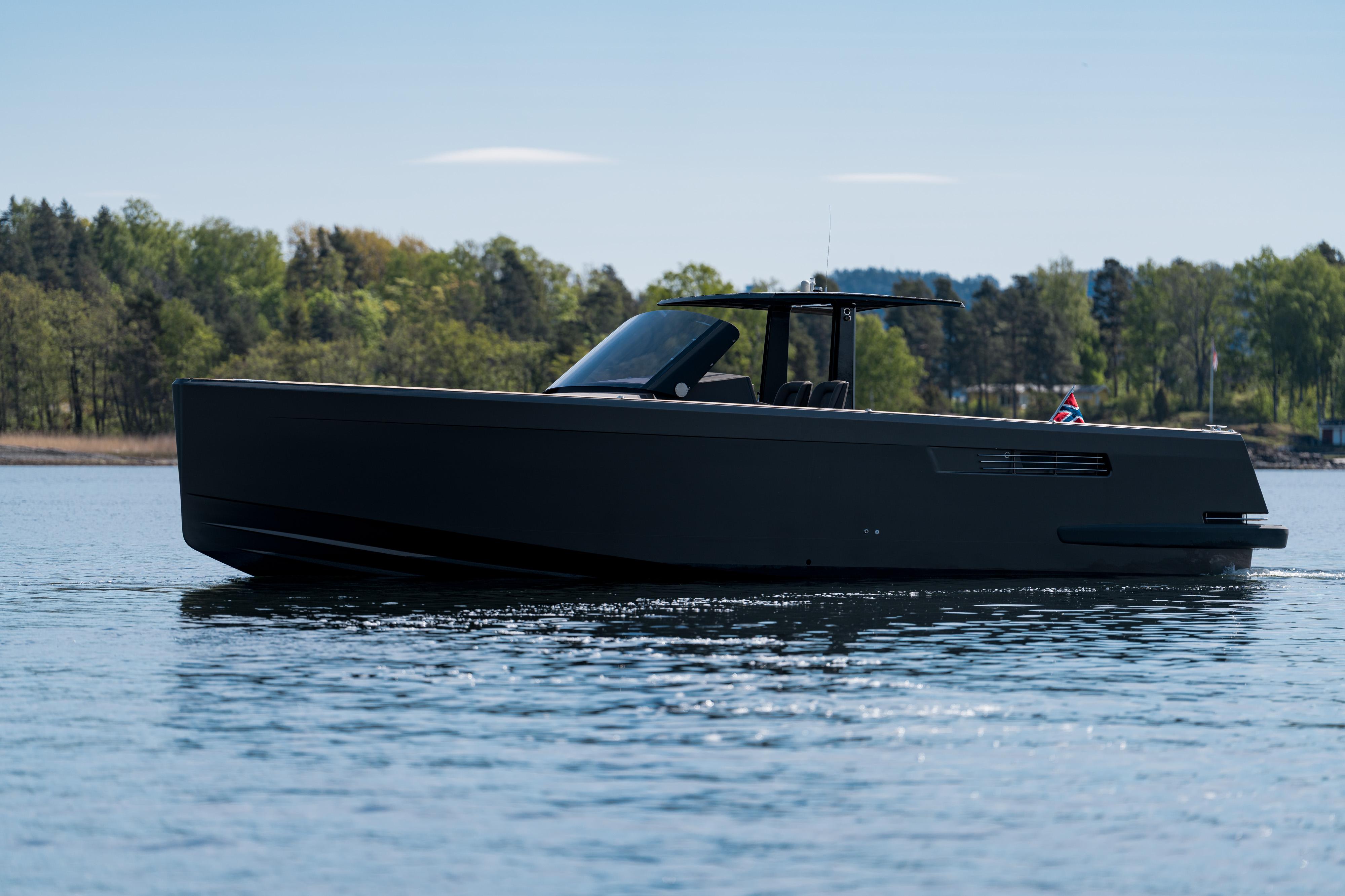 2007 Fjord 40 Open