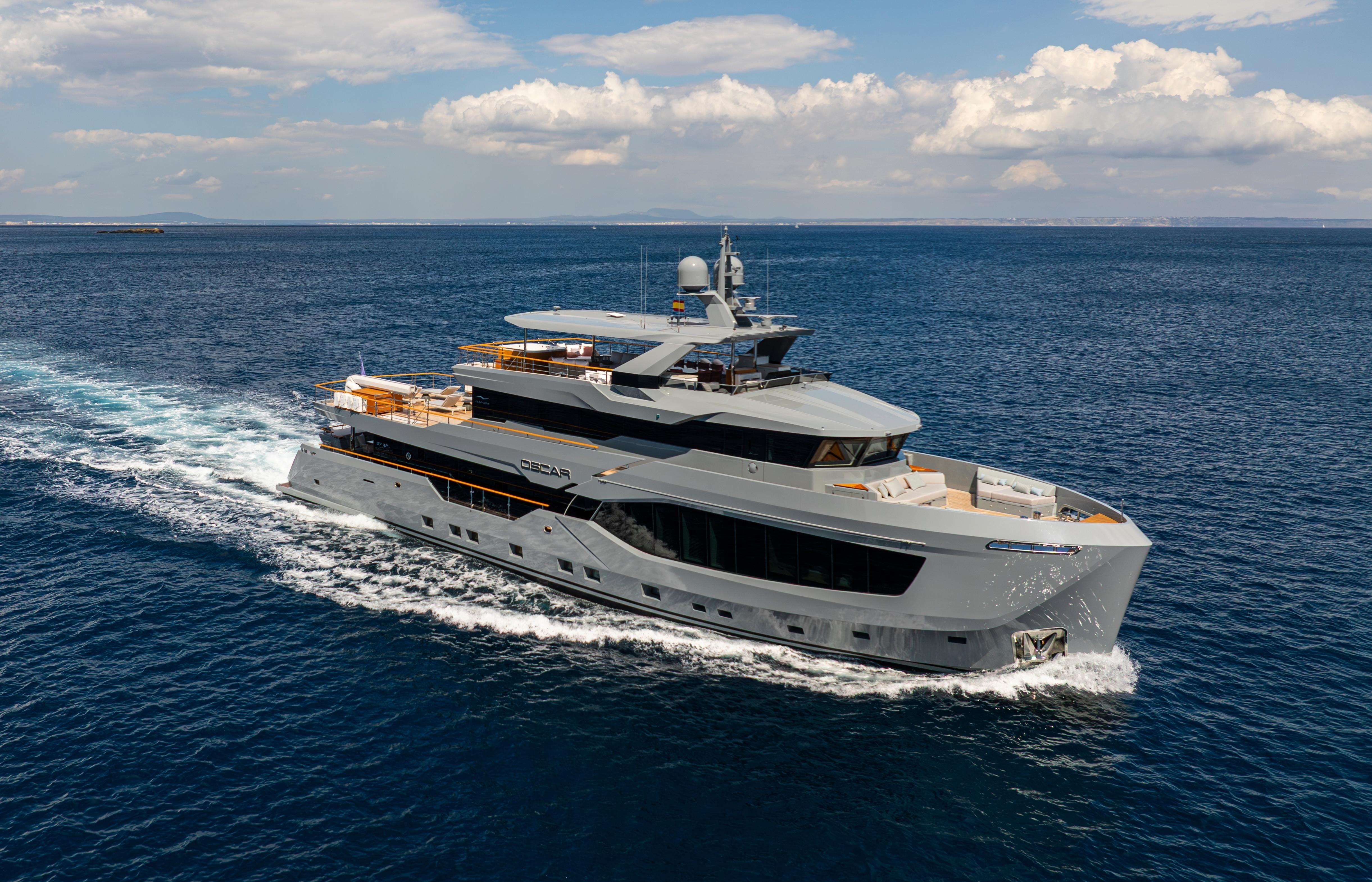 2023 Numarine 37XP