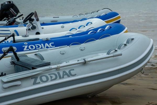 2025 Zodiac Nomad
