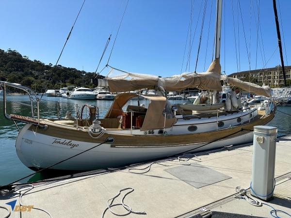 Hans Christian 43t Cutter