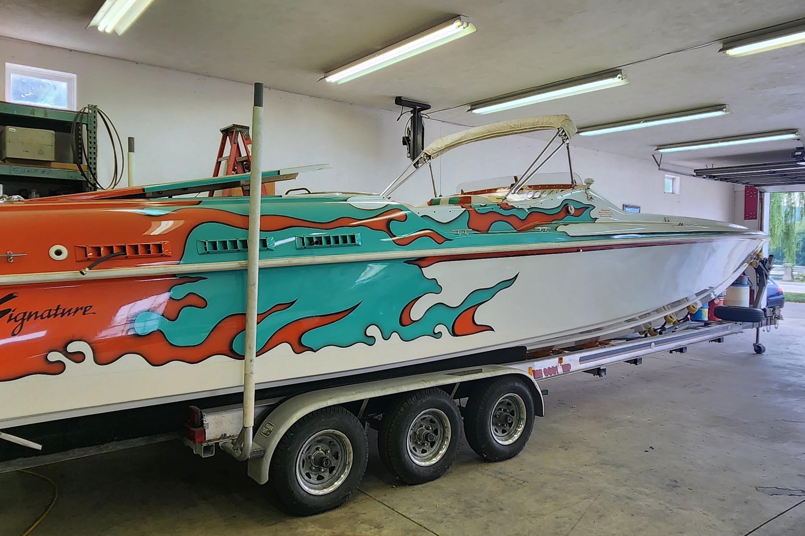 1995 Cigarette 38 Signature Edition