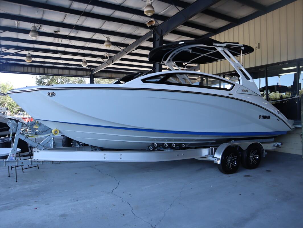2024 Yamaha Boats 275SE