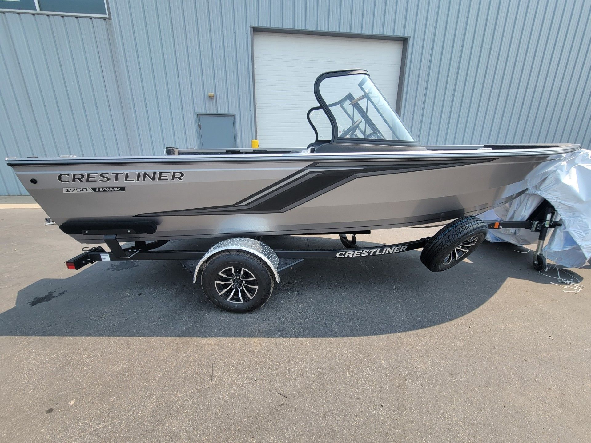 2025 Crestliner 1750 HAWK WT