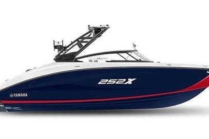2025 Yamaha Boats 252XE
