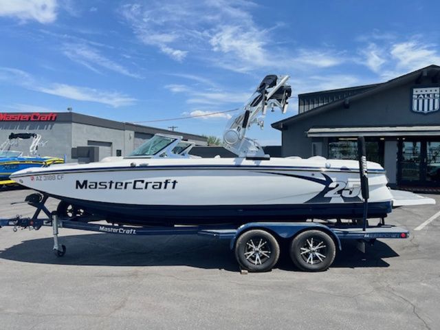 2013 MasterCraft X25