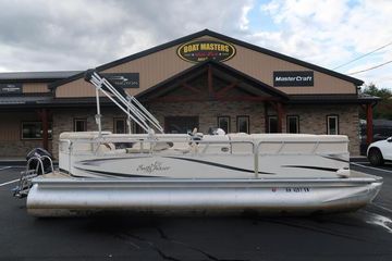 2010 Smoker Craft 8522 Sunchaser
