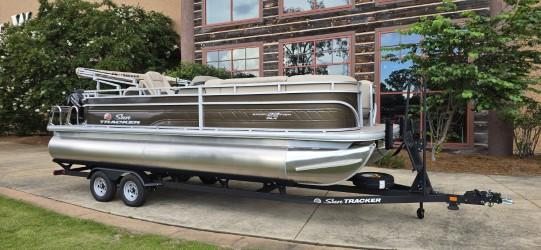 2025 Sun Tracker SportFish 22 DLX