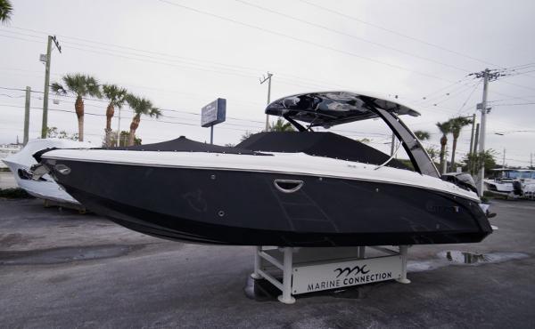 2024 Cobalt 30SC