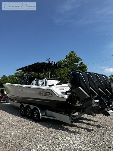 2022 Nor-Tech 390 Center Console