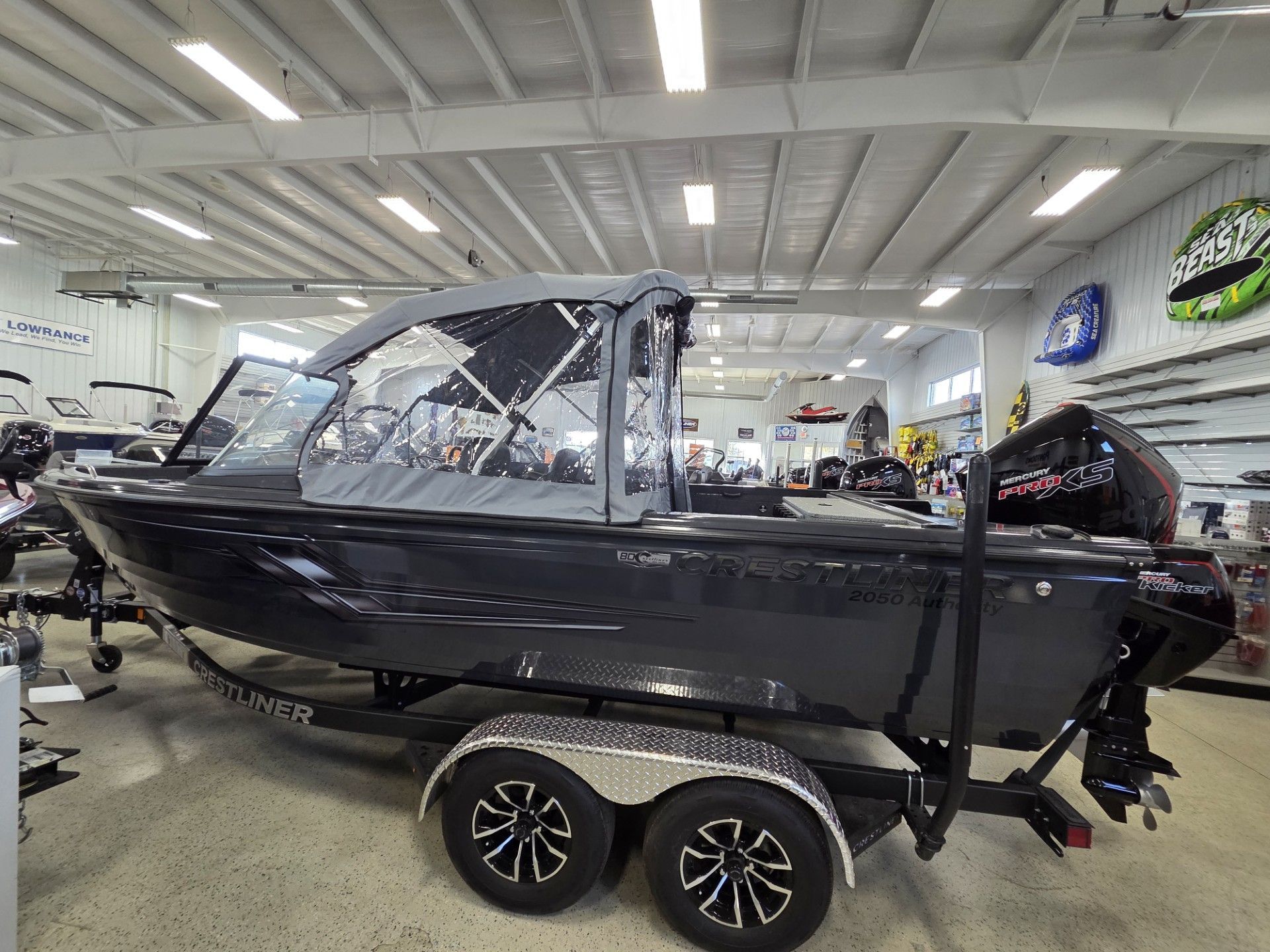 2026 Crestliner 2050 Authority