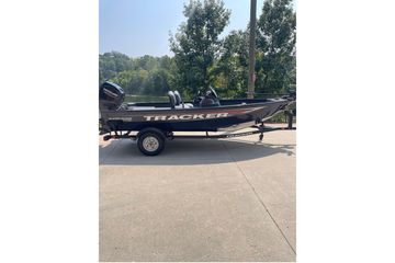 2026 Tracker Super Guide V-16 SC