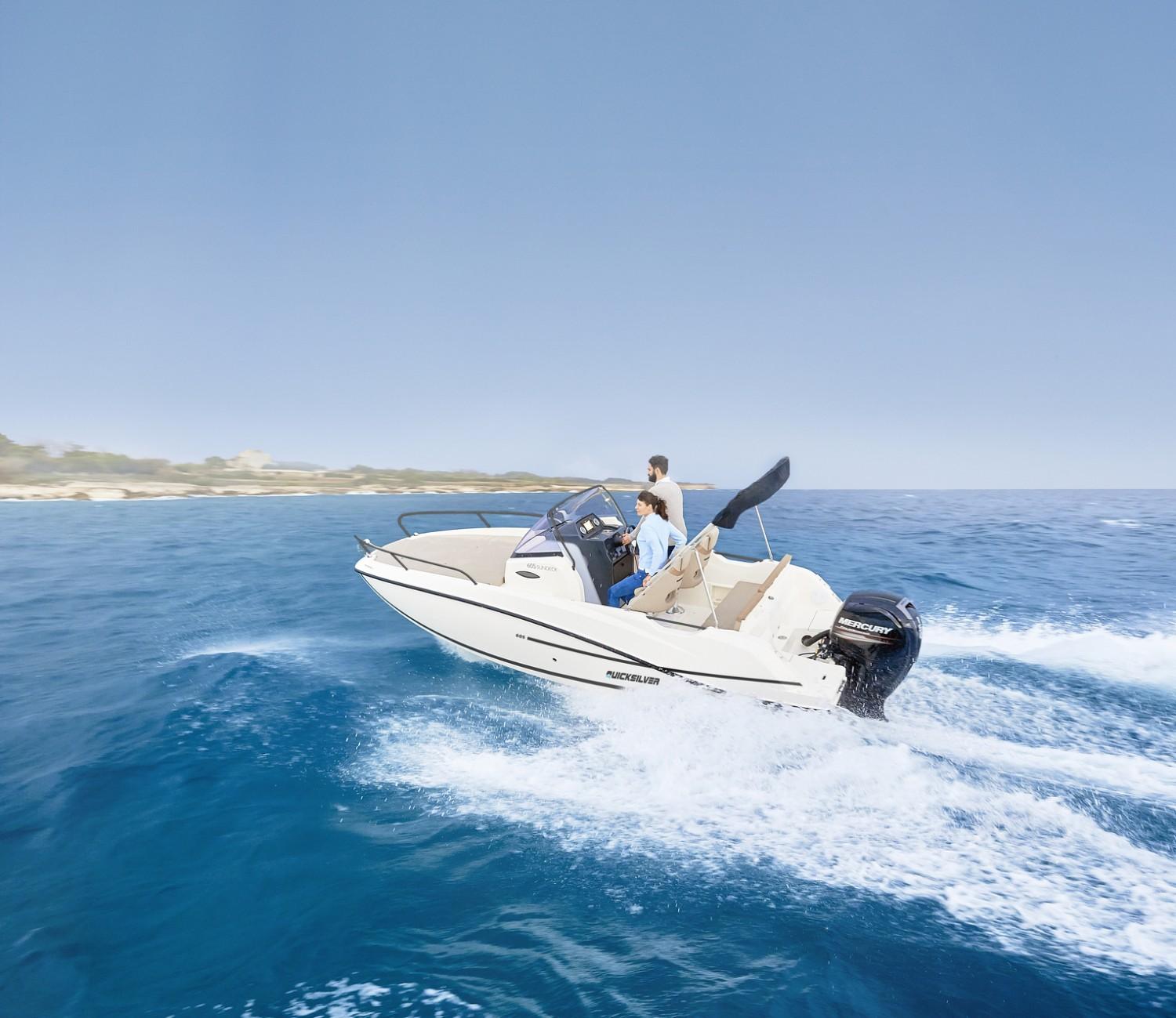 Quicksilver Activ 605 Sundeck