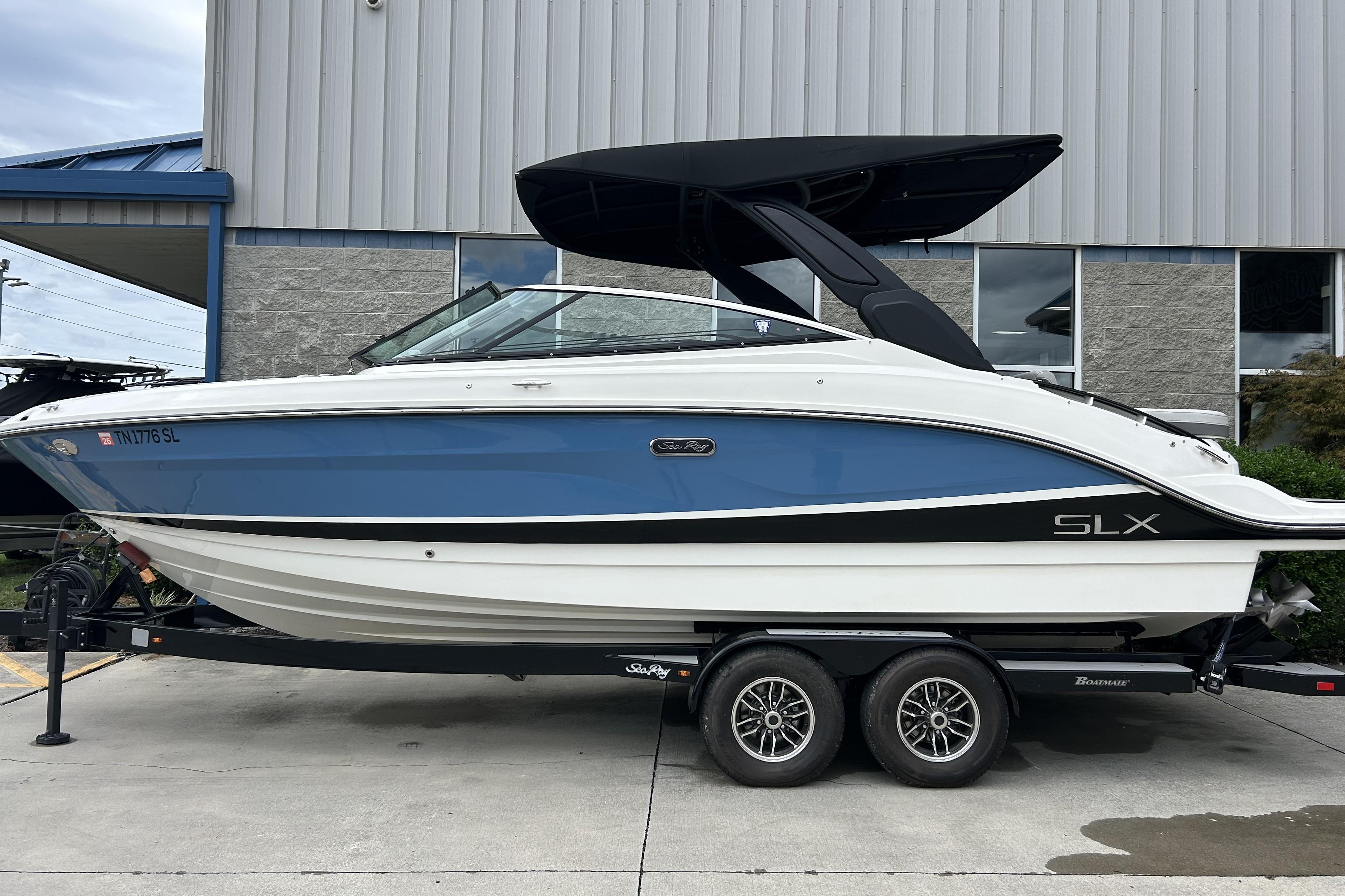 2023 Sea Ray SLX 260
