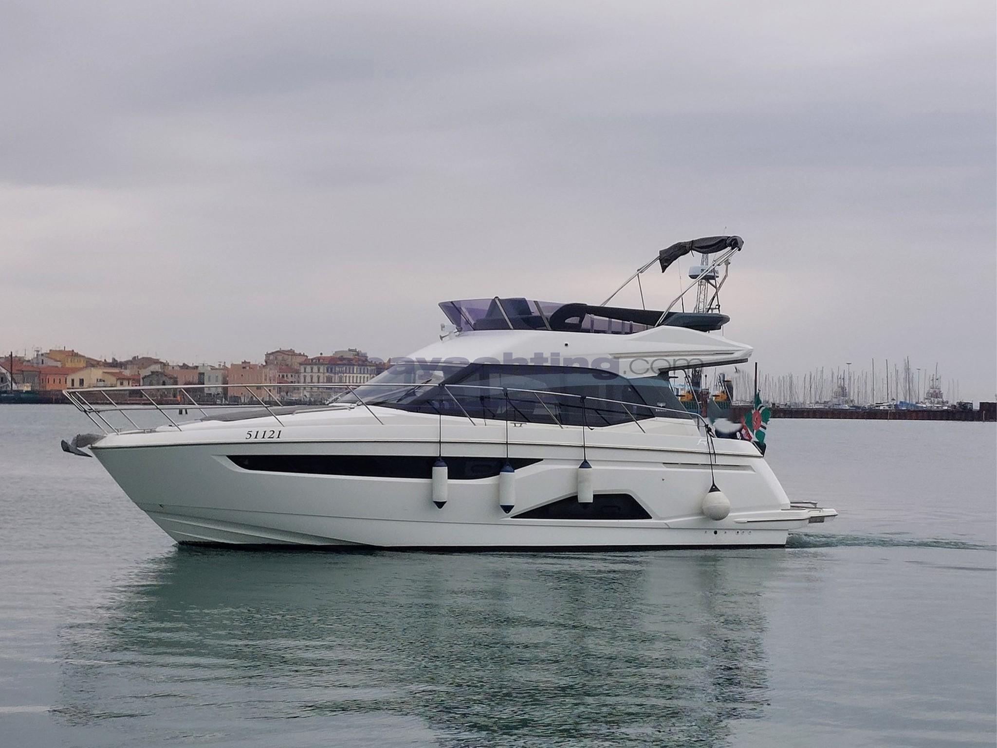 Bavaria R40 Fly