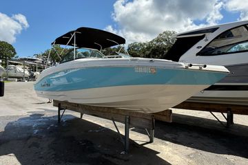 2023 NauticStar 223 DC