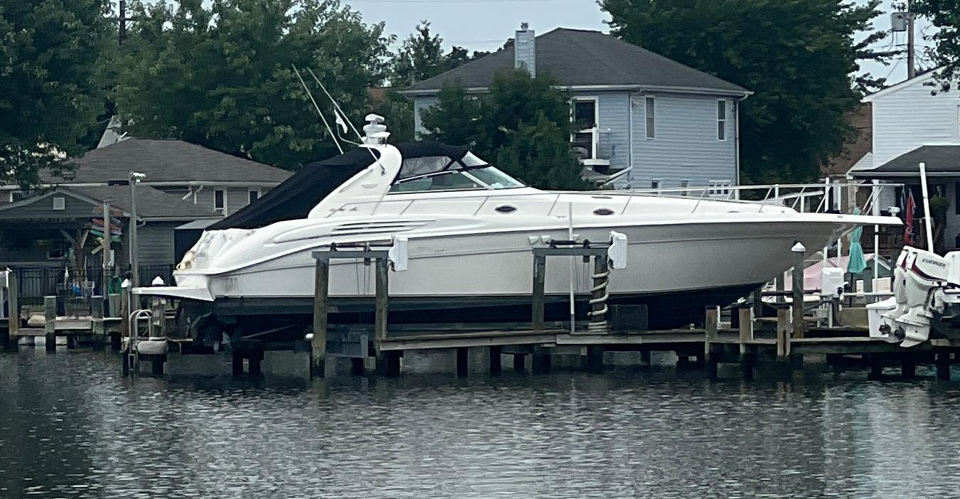 Sea Ray 450 Sundancer