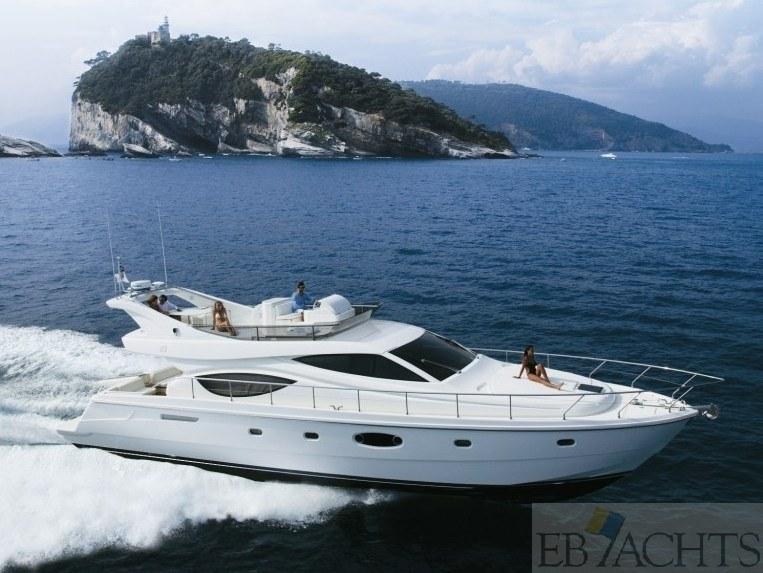 2005 Ferretti Yachts 550