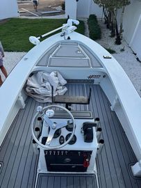 1993 Hewes Bonefisher