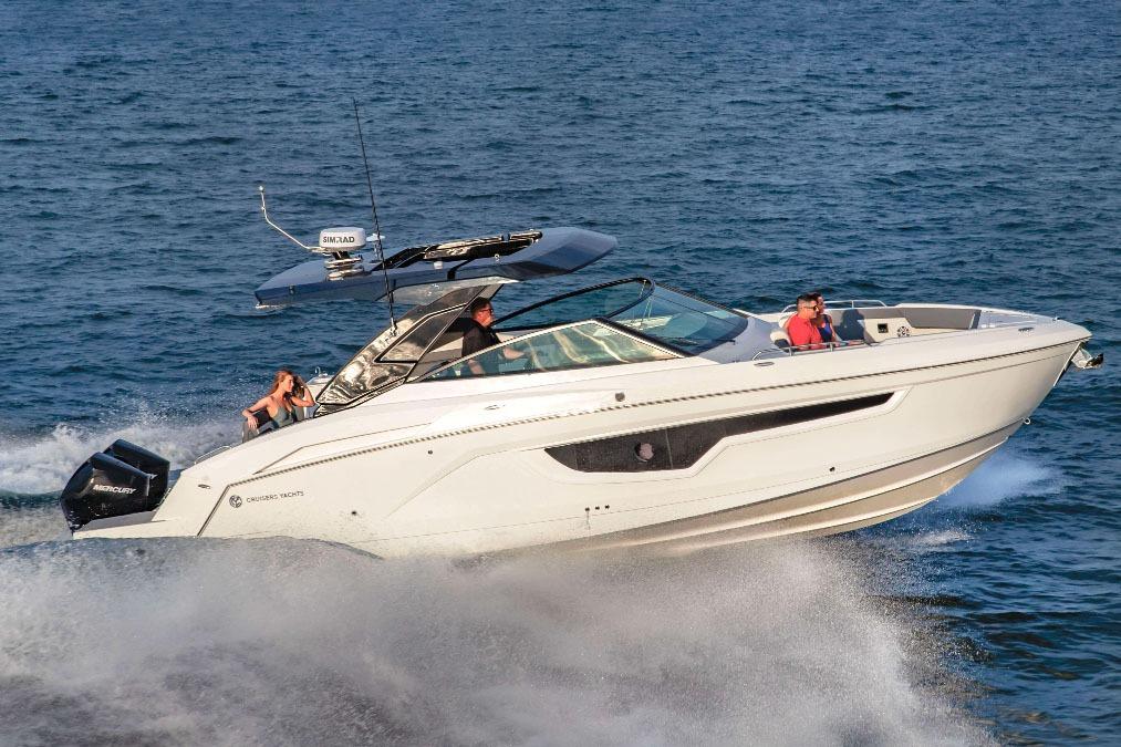 2026 Cruisers Yachts 34 GLS OB